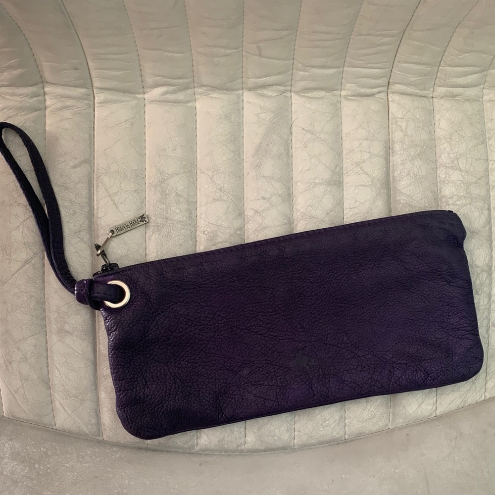 Purple Leather Wristlet Clutch 🇨🇦